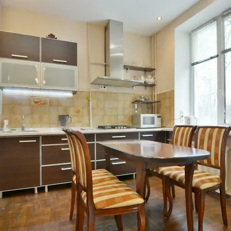Романовская Слобода 16 Apartament